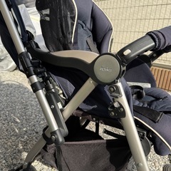 アップリカ　ソラリアSORARIA 　ベビーカー　タッジオネイビーの画像