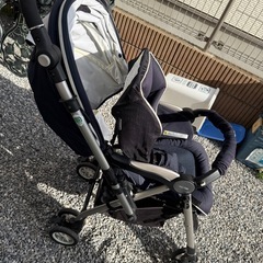 アップリカ　ソラリアSORARIA 　ベビーカー　タッジオネイビーの画像