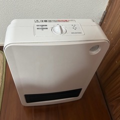 人感センサー付きセラミックファンヒーター2024年製の画像