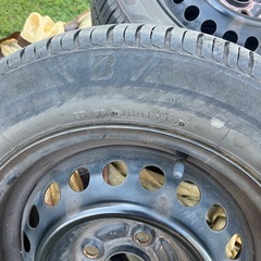 175/65/r14タイヤブリヂストンフィット4本の画像