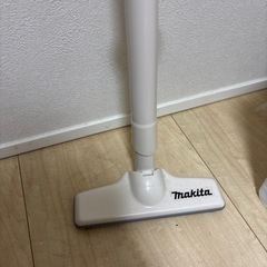 コードレス掃除機　マキタの画像