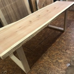 激安 新品 一枚板ダイニングテーブル 塗装無料 近場配送無料の画像