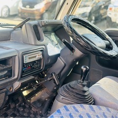 アトラス　トラックの画像