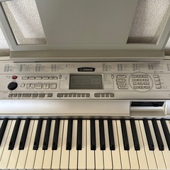YAMAHA 電子キーボードの画像