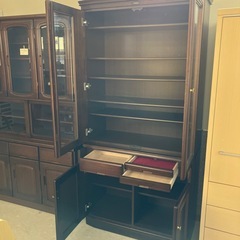 K2511-320 松田家具 EDWARD ガラスキャビネット キズ汚れ有りの画像