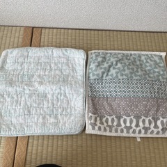 ドゥセー　ミニクッションの画像