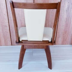 【急募】 ダイニングチェア　椅子　回転式　①の画像