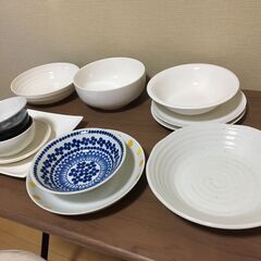 【☆無料☆】食器　皿　《まとめ売り》の画像
