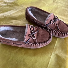 ブラウン スエード モカシン　(emu) の画像