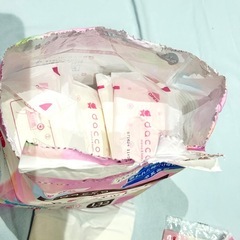 授乳ケープ　母乳パッドセットの画像