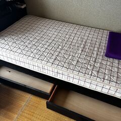 ベット　ベッド　マットレス付き　汚れ少なめ　収納付きベッド　枕元収納　ベッド下収納の画像