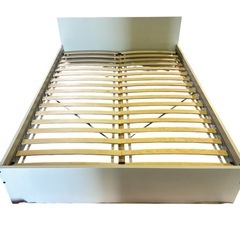 超美品　IKEA ダブルベッド　木製　マットレス付きの画像