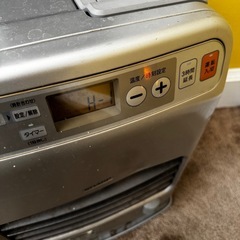 【ジャンク】シャープ　灯油ファンヒーター SHARP OK-S32SR 　の画像
