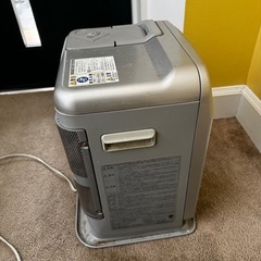 【ジャンク】シャープ　灯油ファンヒーター SHARP OK-S32SR 　の画像