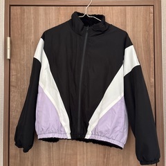 女の子 アウター  4着まとめ売り✨️Mサイズ  150cm Love toxic など✨️の画像