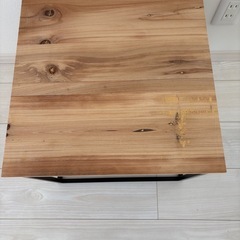 アイアンコーヒーテーブルの画像