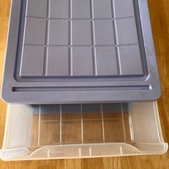プラスチック収納ケースの画像