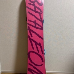 スノーボード板、ヴィンディング、ケースの画像