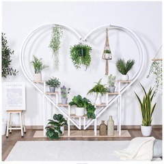 　ハート型ディスプレイラックの画像