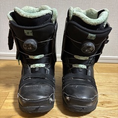 スノーボード板、ヴィンディング、ケースの画像