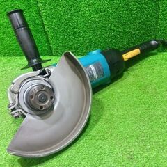 makita GA7011C 180mm 電子ディスクグラインダー【船橋馬込店】【店頭取引限定】【中古】管理番号：IT3PAPG6L7HWの画像