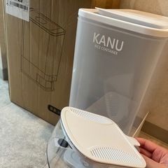 【決まりました】新品未使用 米びつの画像