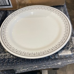 【引き取り限定】中古品　平皿　プレート　NARUMI  8枚セットの画像