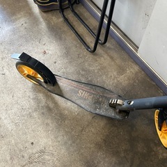 グラフィス　キックボードの画像