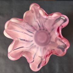 レトロ　花びん　フリルの画像