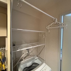ニトリ　洗濯機（ラック込み）の画像