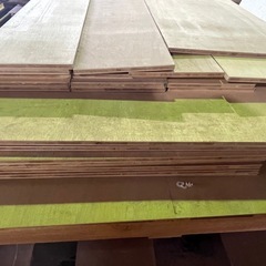 DIYに最適！かなりお得なラワンランバー端材ミックス　1セットの画像