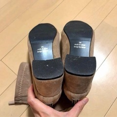 スエードショートブーツ ベージュ 23cmの画像