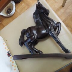 黒柿、置物、馬、３８x１２x４１、剥く材の画像