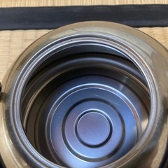 お湯を沸かす、やかんの画像