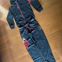 【Reebok】トレーニングジャージ 上下セット　Lサイズの画像