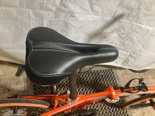 美品！最終値下げ！【アウディ 軽量アルミ折りたたみ自転車 20インチ/7段変速 ディスクブレーキ】すぐお乗り頂けます！一部地域送料無料！防犯登録別途600円（必須）