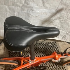 美品！【アウディ 軽量アルミ折りたたみ自転車 20インチ/7段変速 ディスクブレーキ】すぐお乗り頂けます！一部地域送料無料！防犯登録別途600円（必須）の画像