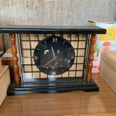 三段ボックス、ポット、ジャー、時計、温泉たまご作るものの画像