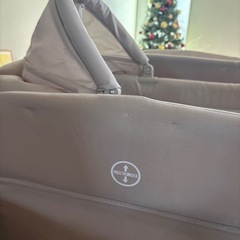 ベビーベッド
の画像