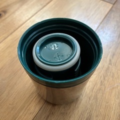 スタンレー　水筒　1リットル
の画像