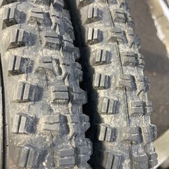 マウンテンバイクタイヤの画像