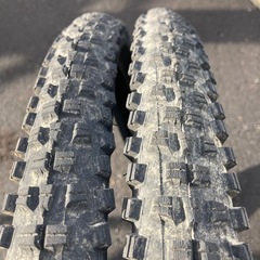 マウンテンバイクタイヤの画像