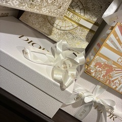 ルイヴィトン　ディオール　箱　紙袋セットの画像