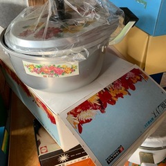 やかん、鍋、ポットお茶を入れる容器の画像