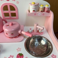 マザーグース　いちごのキッチンの画像