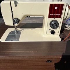 リッカー足踏みミシンRW-15の画像