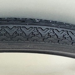 18㌅1.75 新品タイヤの画像