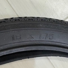 18㌅1.75 新品タイヤの画像