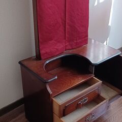 鏡台の画像