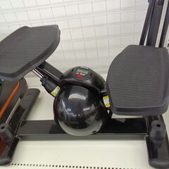 ★リユースのサカイつくば店★TK7356 OASIS ステッパー ブラック H23×D35×W50 クリーニング済みの画像